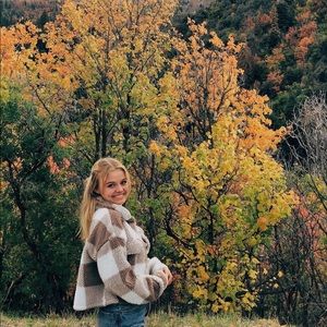 Meet your Posher, Katelyn